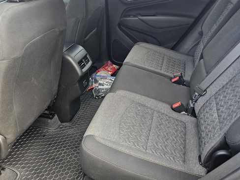 Used 2022 Chevrolet Equinox LT image 13