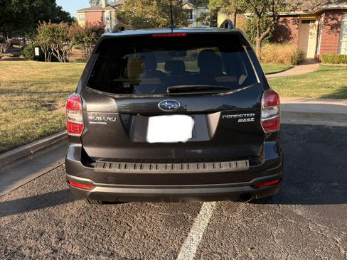 Used 2014 Subaru Forester 2.5i Limited w/ Popular Package #2 AWD/4WD image 5