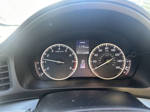 Used 2013 Acura ILX w/ Technology Package image 8