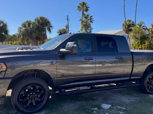 Used 2023 RAM 3500 Laramie image 8