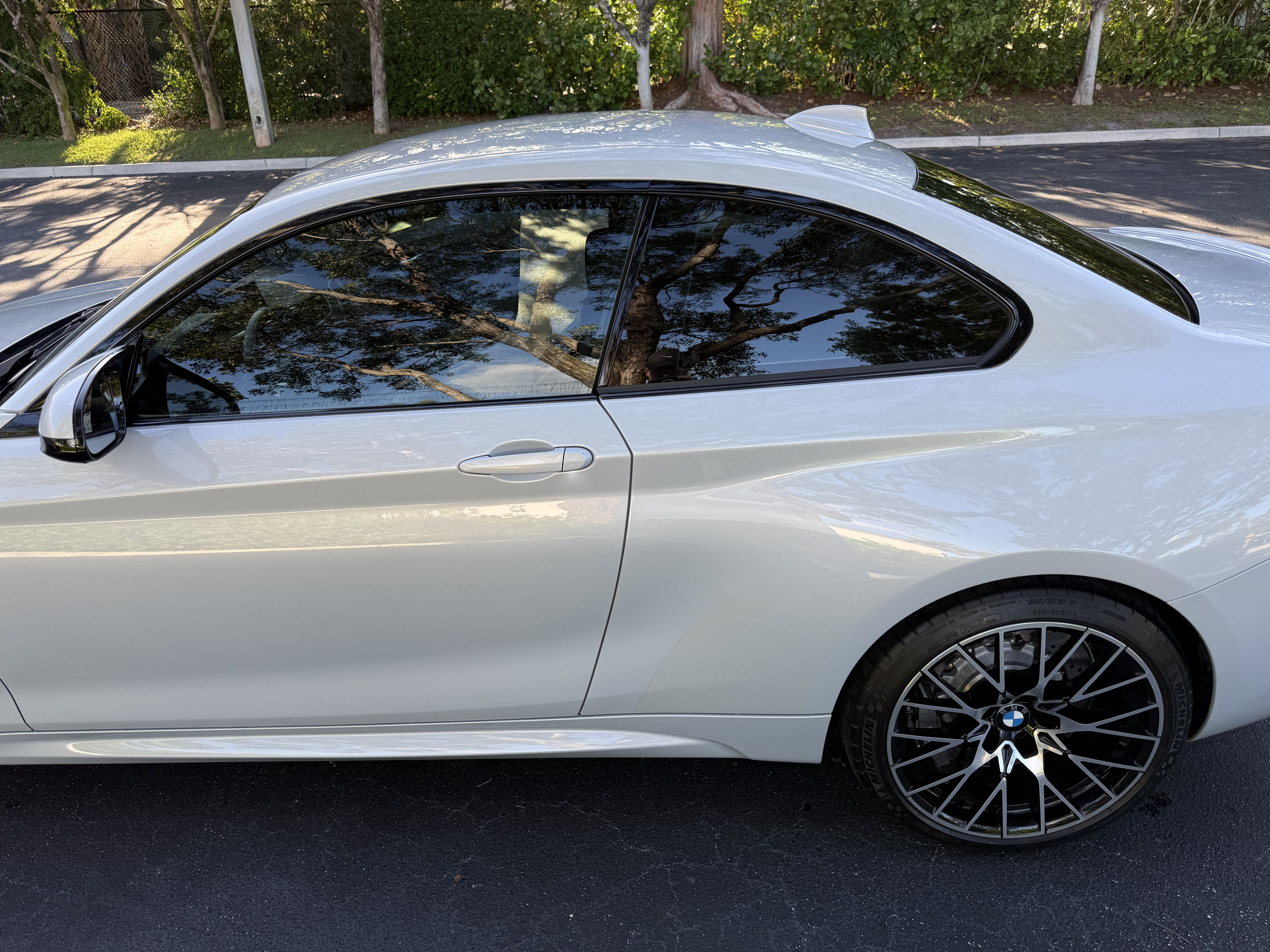 Used 2020 BMW M2 Competition w/ Executive Package RWD image 9