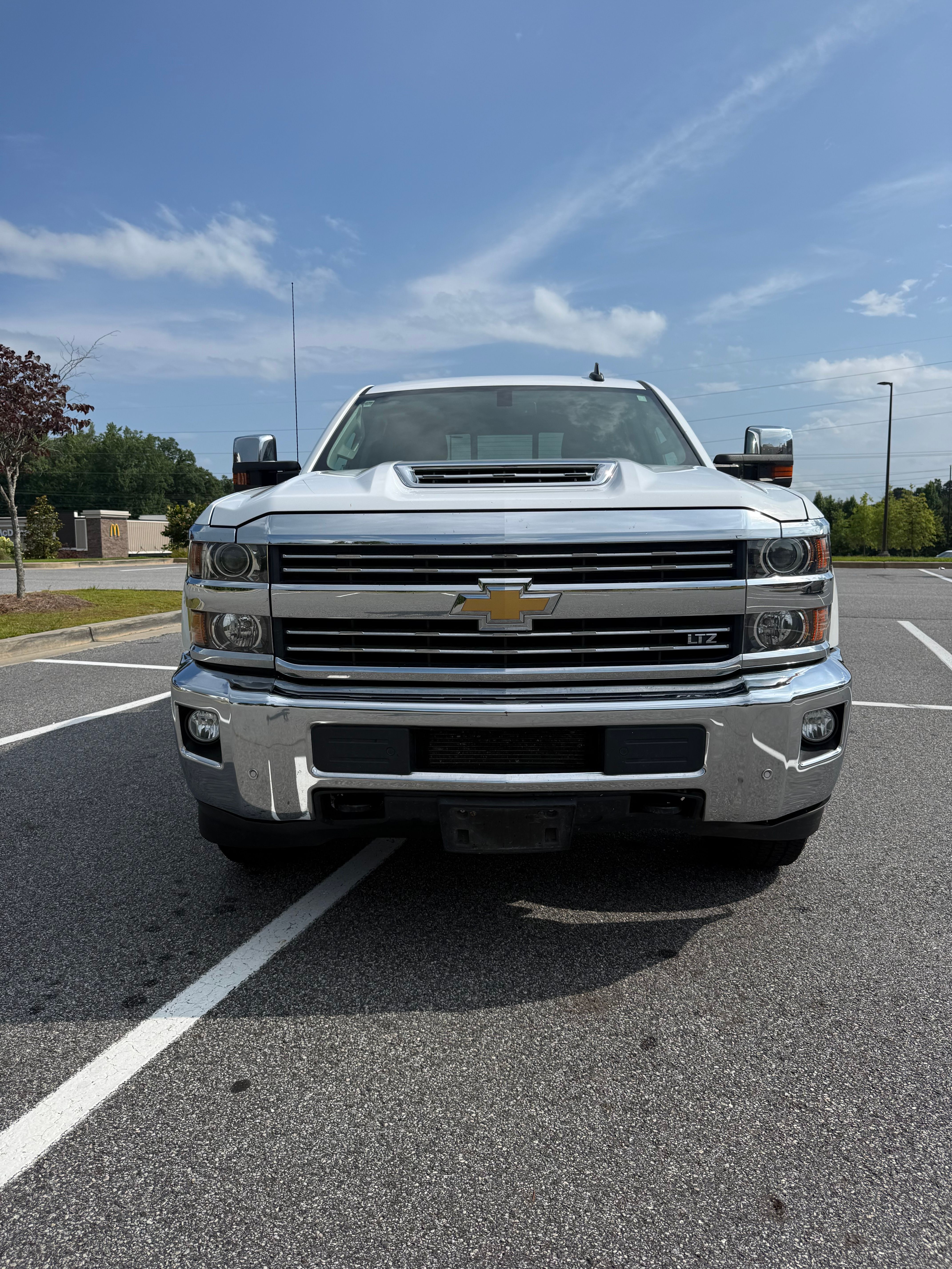 Used 2018 Chevrolet Silverado 2500 LTZ w/ Duramax Plus Package AWD/4WD image 2