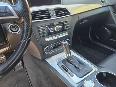 Used 2013 Mercedes-Benz C 250 Sedan image 12