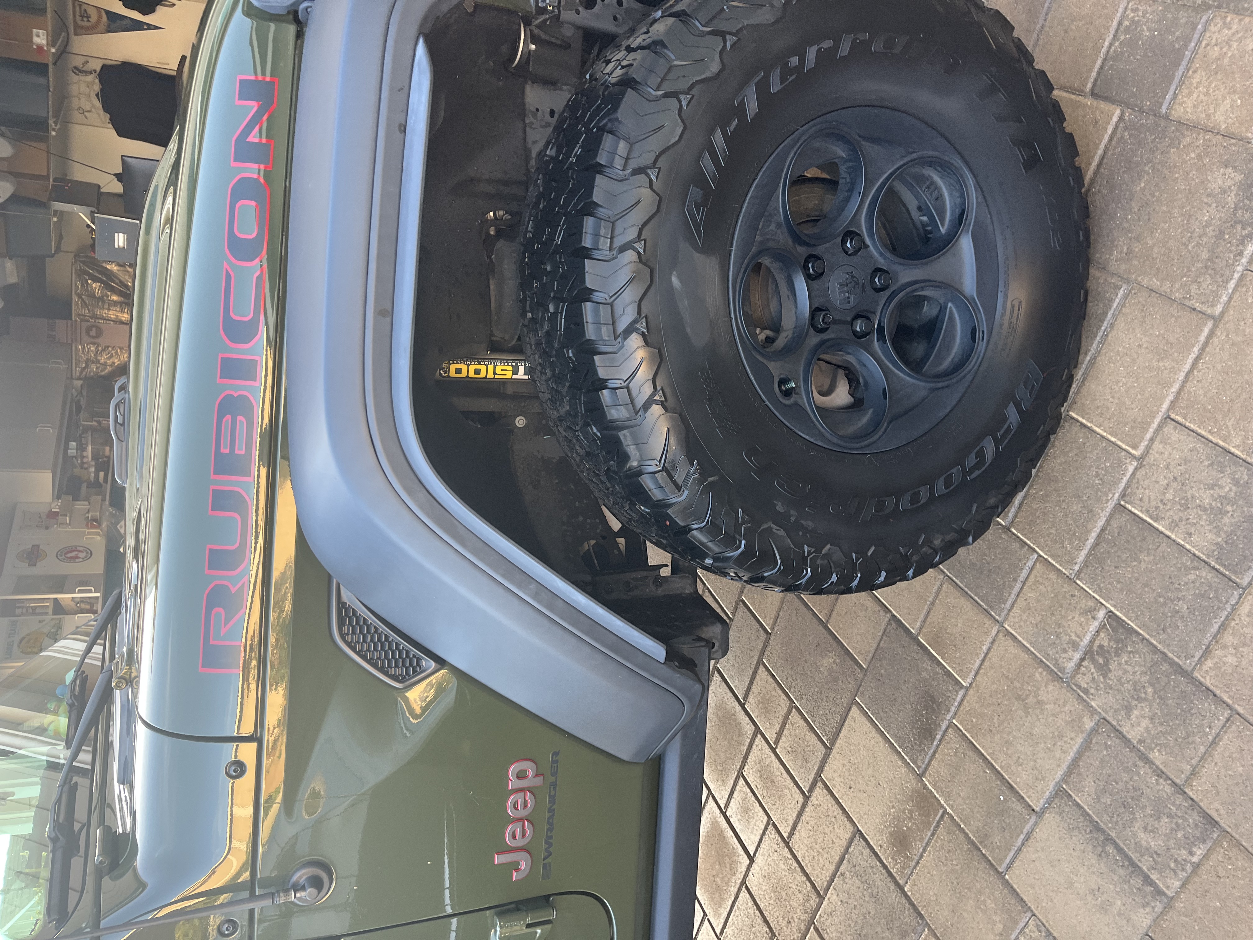 Used 2023 Jeep Wrangler Unlimited Rubicon w/ Xtreme 35 Tire Package AWD/4WD image 4