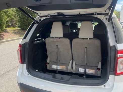 Used 2013 Ford Explorer XLT AWD/4WD image 22