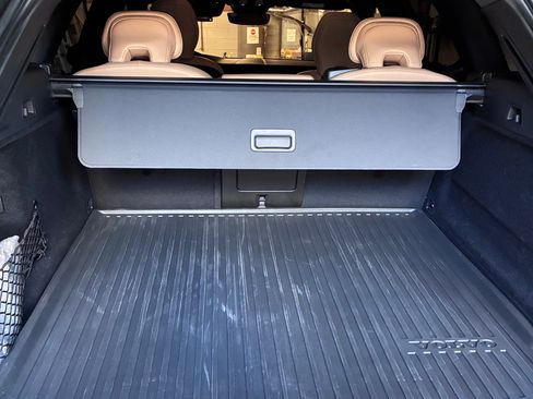 Used 2022 Volvo XC60 B5 Inscription w/ Advanced Package image 8