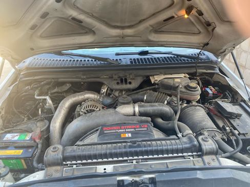 Used 2005 Ford F350 Lariat AWD/4WD image 12