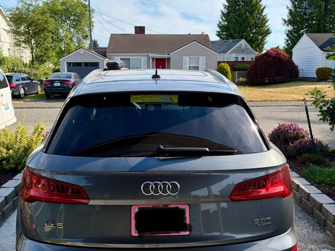 Used 2018 Audi Q5 2.0T Premium Plus w/ Premium Plus Package AWD/4WD image 9