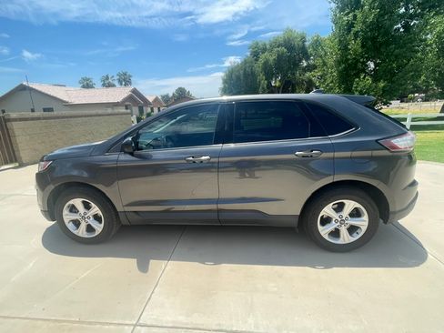 Used 2018 Ford Edge SE FWD image 8