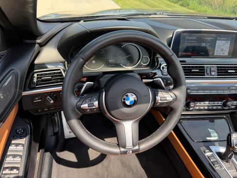 Used 2018 BMW 640i Convertible RWD image 15