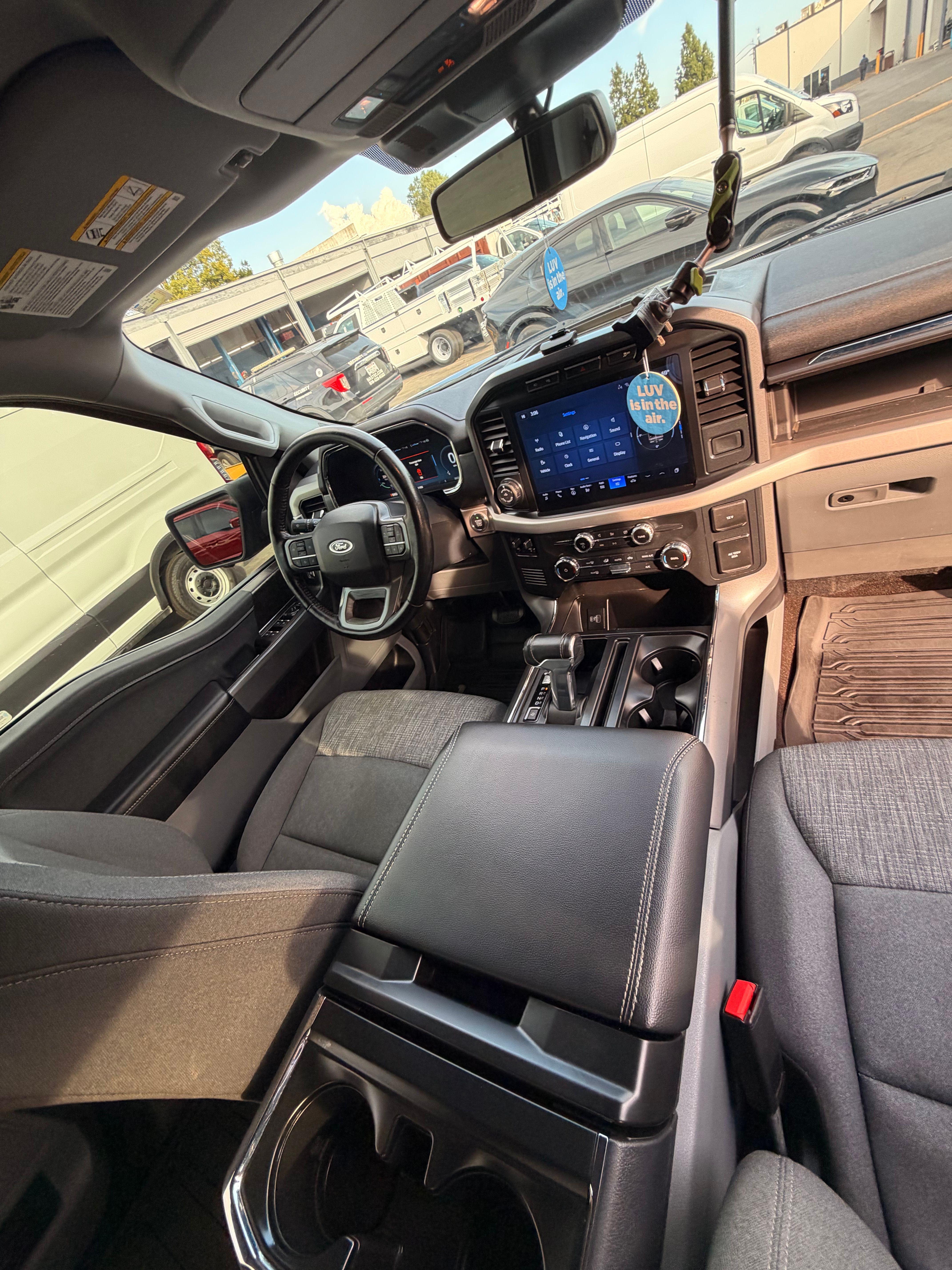 Used 2022 Ford F150 Lightning XLT w/ Tow Technology Package AWD/4WD image 21