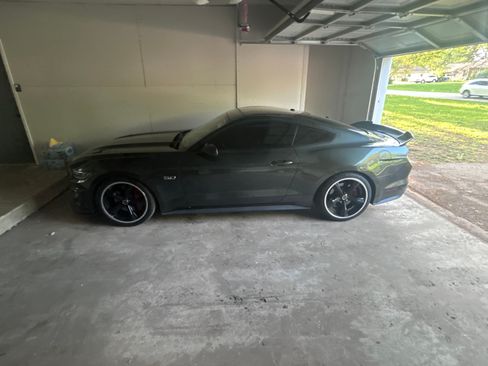 Used 2015 Ford Mustang GT Premium w/ Enhanced Security Package RWD image 5