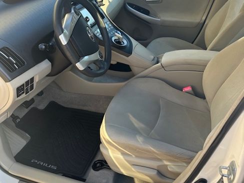 Used 2010 Toyota Prius FWD image 10