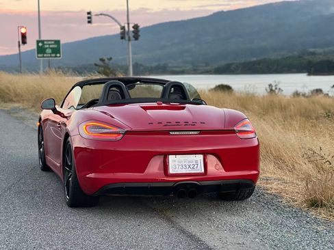 Used 2016 Porsche Boxster GTS RWD image 4