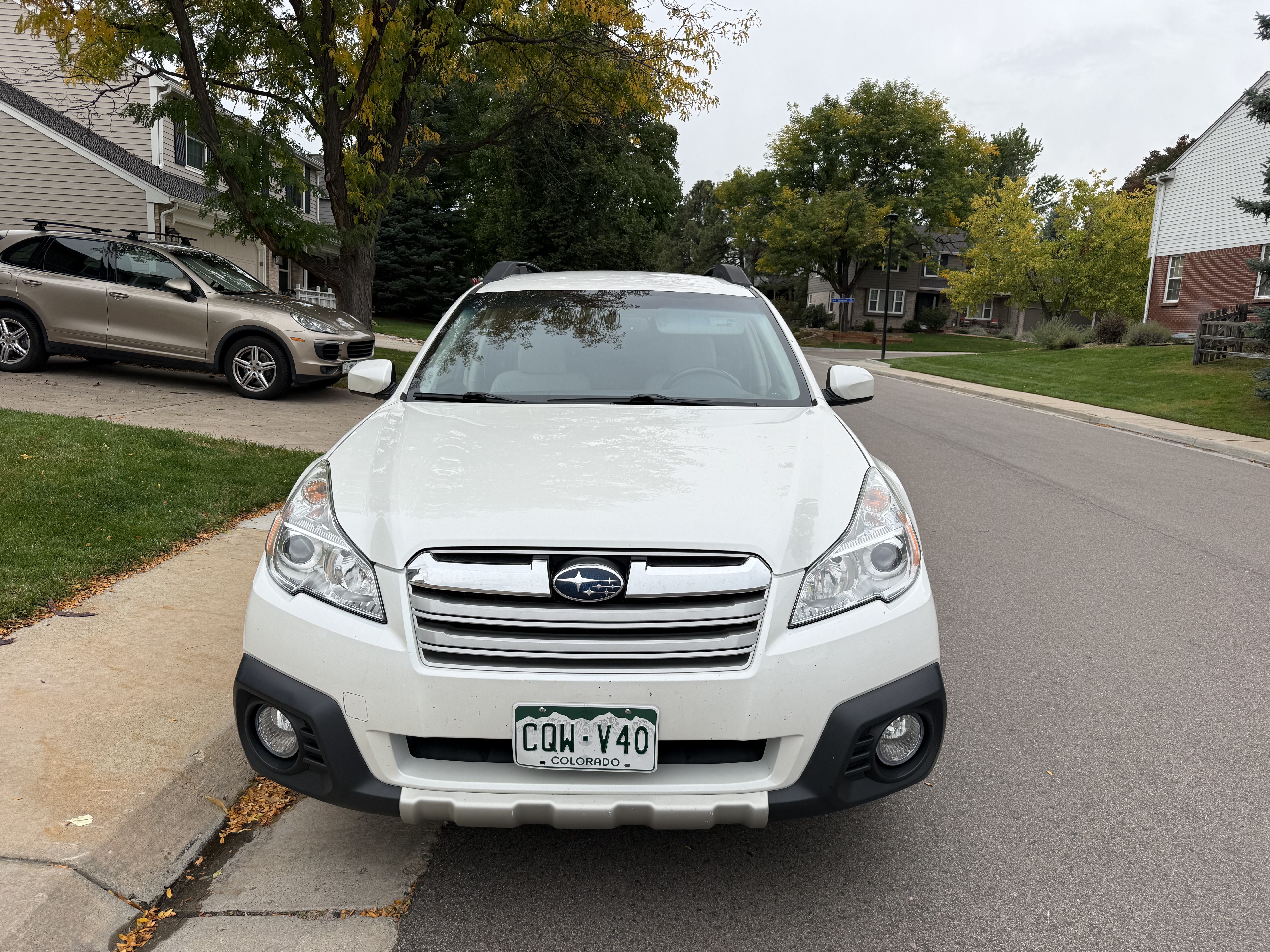 Used 2014 Subaru Outback 2.5i Premium w/ Popular Package #1B AWD/4WD image 4