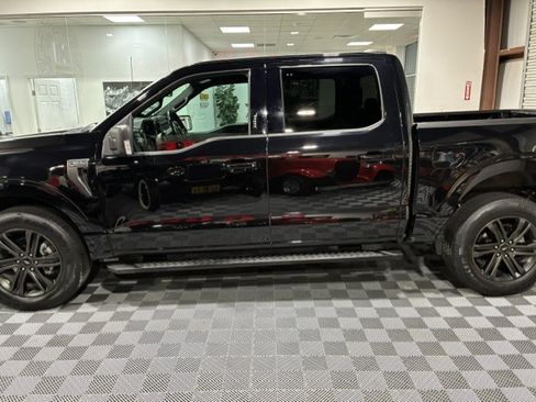 Used 2022 Ford F150 XLT w/ Equipment Group 302A High RWD image 4