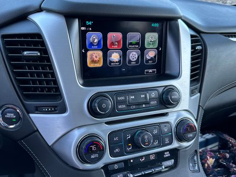 Used 2020 GMC Yukon SLT w/ Open Road Package image 13