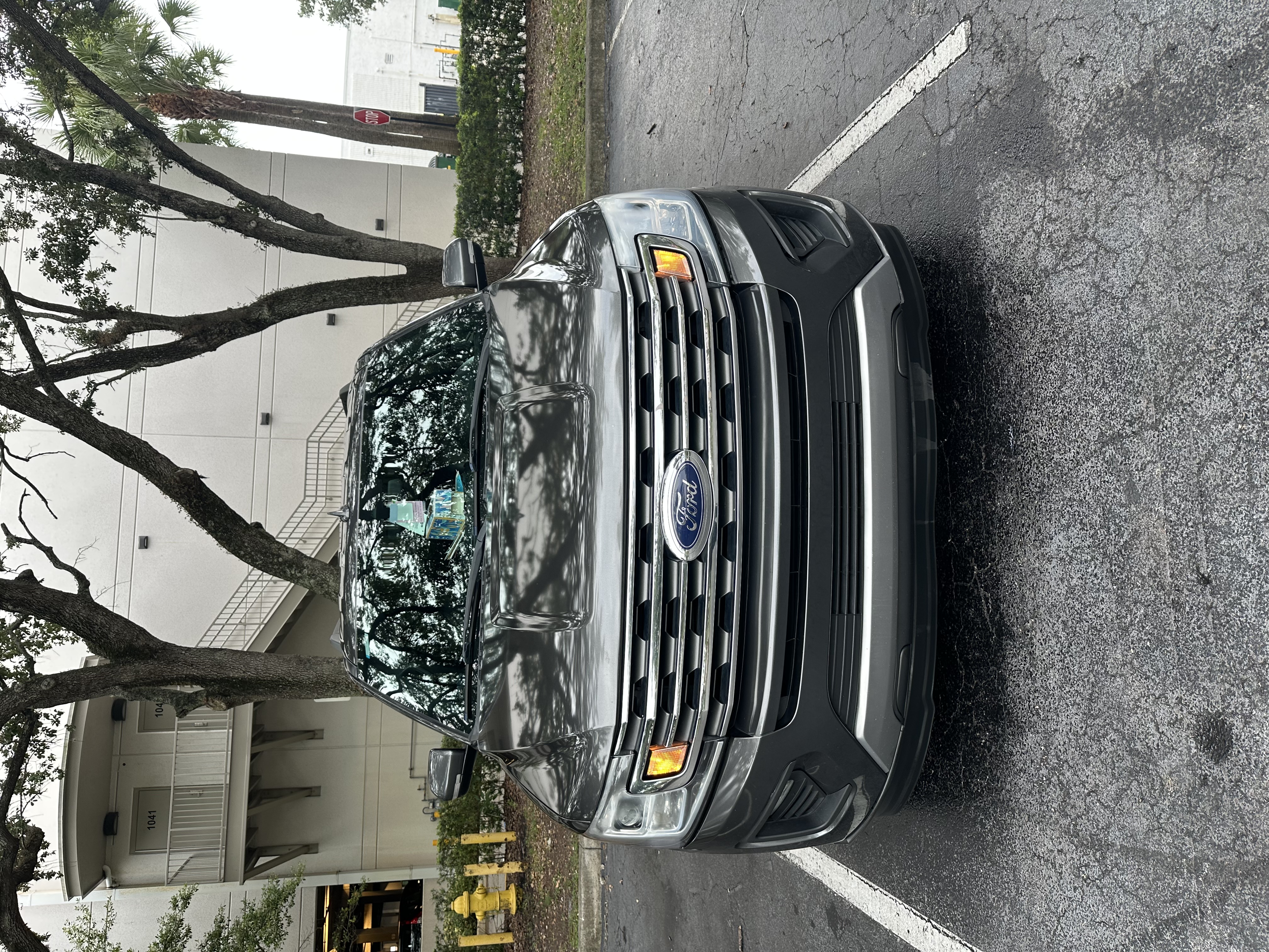 Used 2020 Ford Expedition Max XLT w/ Equipment Group 202A RWD image 1