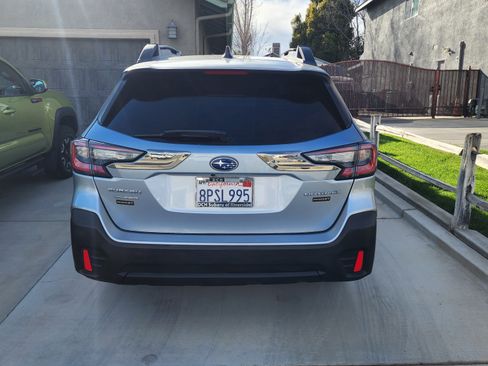 Used 2020 Subaru Outback image 5