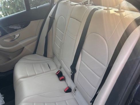 Used 2018 Mercedes-Benz C 300 4MATIC Sedan image 3