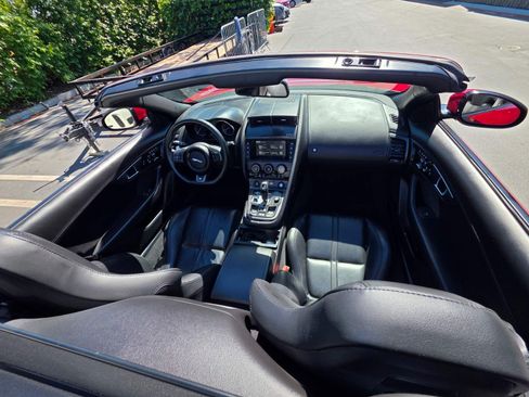 Used 2016 Jaguar F-TYPE R AWD/4WD image 11