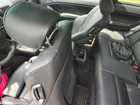 Used 2005 BMW 330Ci Coupe image 16