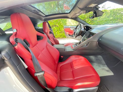 Used 2015 Jaguar F-TYPE S image 13