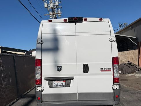Used 2016 RAM ProMaster 2500 w/ Cargo Convenience Group image 23