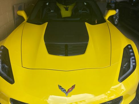 Used 2016 Chevrolet Corvette Z06 w/ 3LZ Preferred Equipment Group RWD image 11