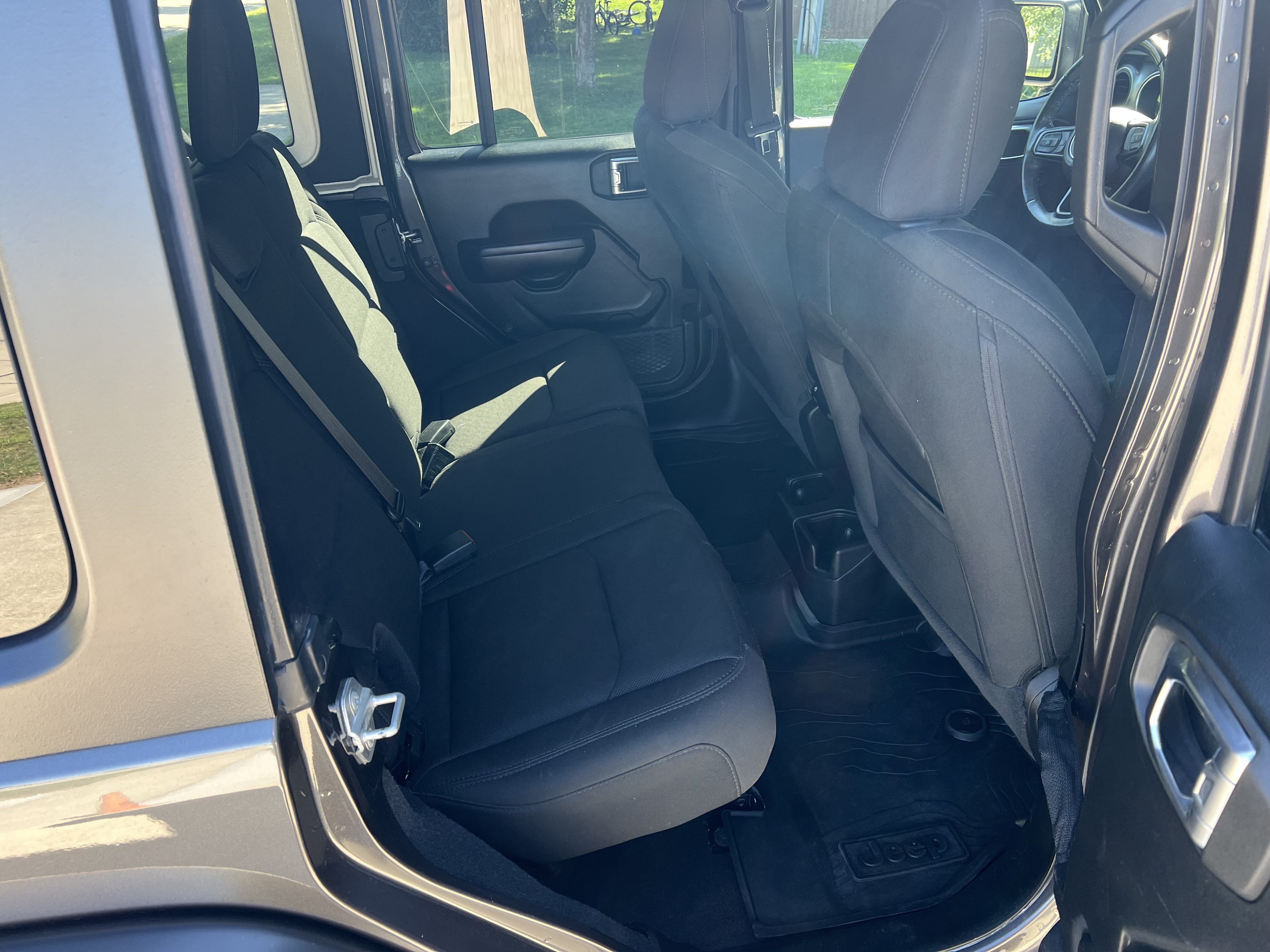 Used 2021 Jeep Wrangler Unlimited Sport AWD/4WD image 10