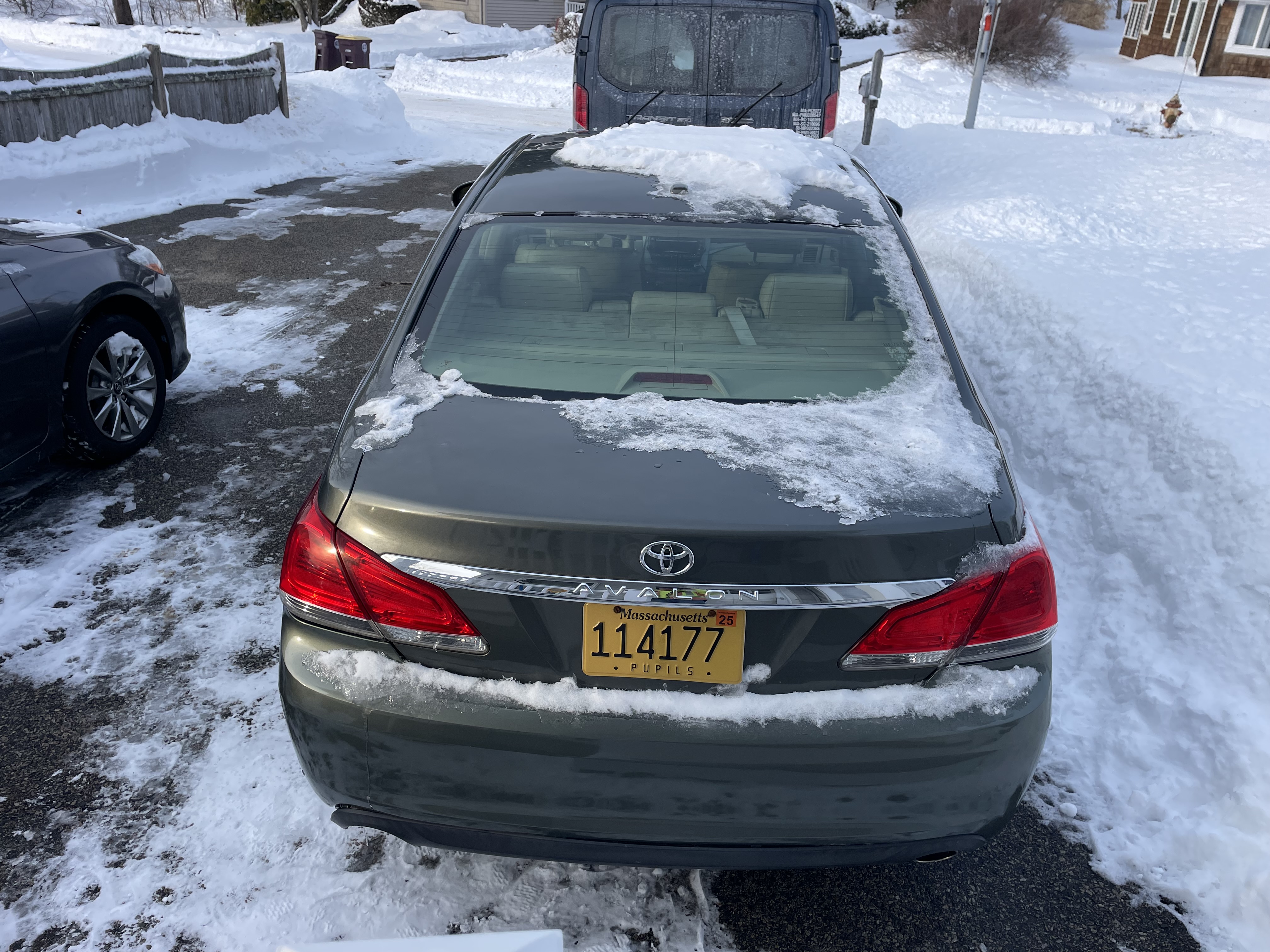 Used 2012 Toyota Avalon FWD image 13
