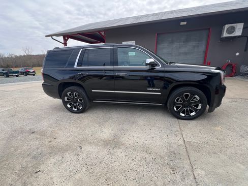 Used 2019 GMC Yukon Denali w/ Denali Ultimate Package image 4