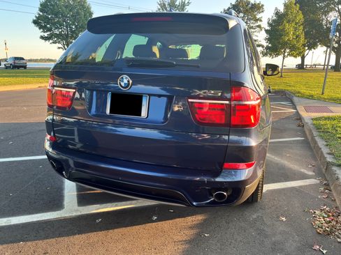 Used 2013 BMW X5 xDrive35i image 5