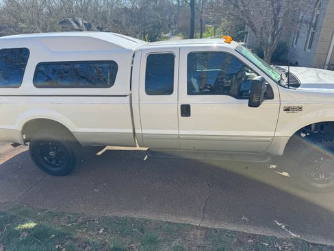 Used 2002 Ford F250 4x4 SuperCab Super Duty image 4