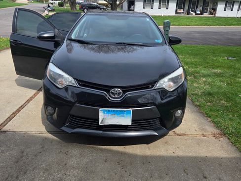 Used 2016 Toyota Corolla LE image 1