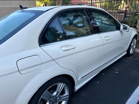 Used 2011 Mercedes-Benz C 350 Sport image 2