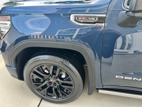 Used 2022 GMC Sierra 1500 Denali w/ Denali Reserve Package image 6