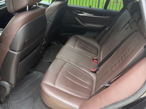 Used 2015 BMW X5 xDrive50i AWD/4WD image 9