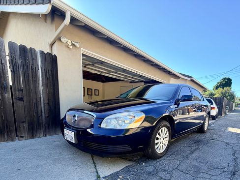 Used 2006 Buick Lucerne CX image 1