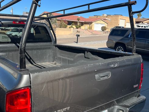 Used 2006 Dodge Ram 3500 Truck SLT w/ Quad Cab Big Horn Value Group image 2