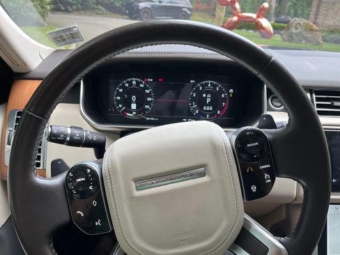 Used 2022 Land Rover Range Rover P525 Westminster Edition AWD/4WD image 19