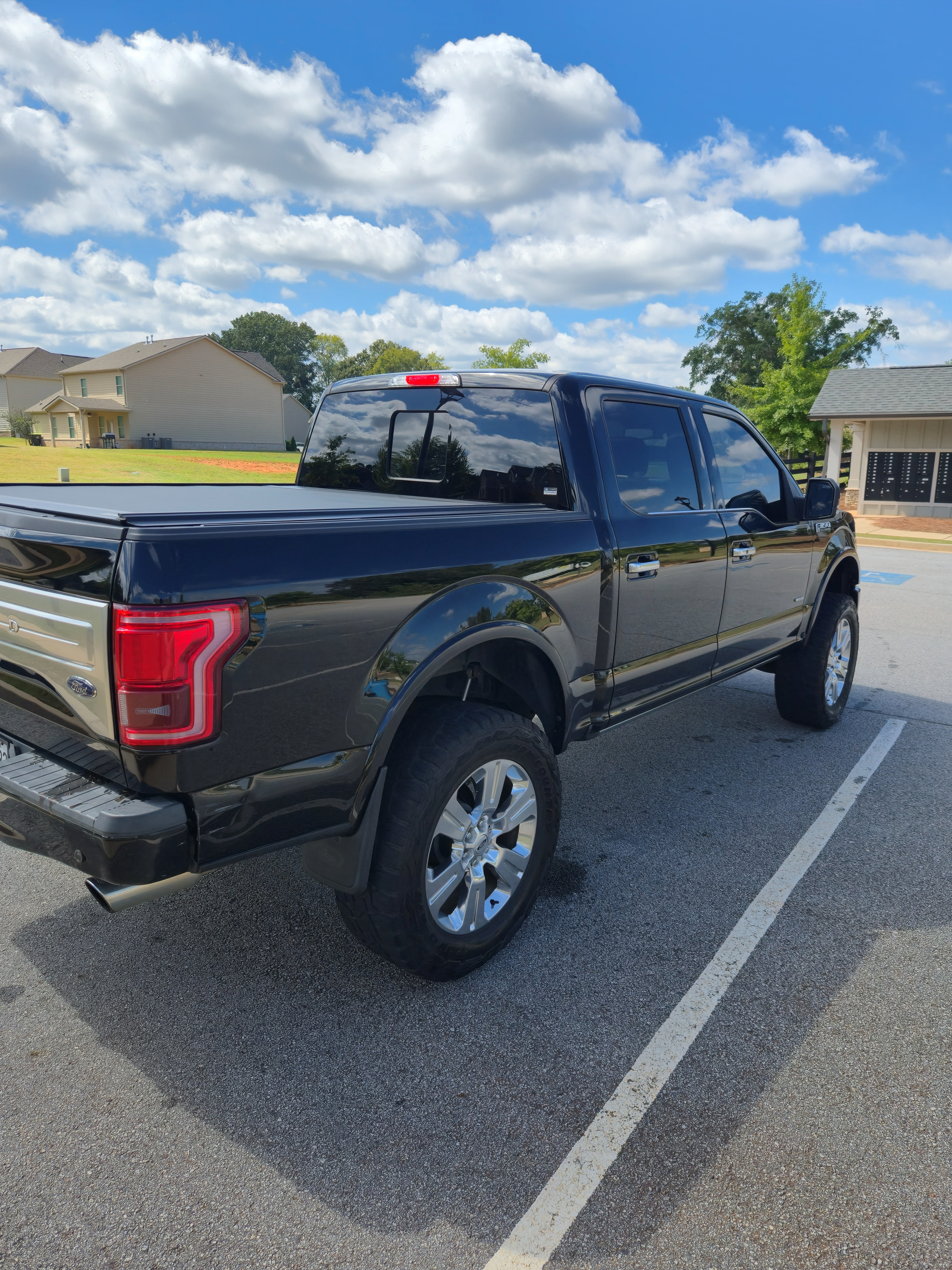Used 2016 Ford F150 Limited AWD/4WD image 17