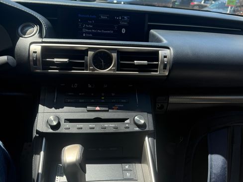 Used 2016 Lexus IS 300 AWD w/ F Sport Package image 15