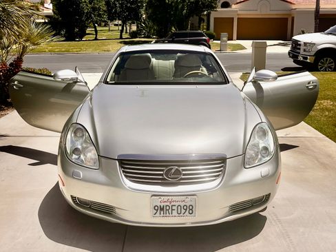Used 2003 Lexus SC 430 Convertible RWD image 16