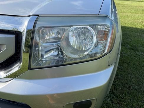 Used 2011 Honda Pilot LX image 4