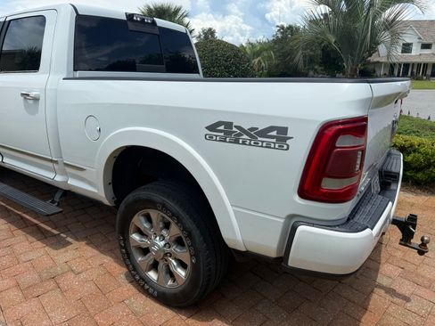 Used 2019 RAM 2500 Limited AWD/4WD image 12