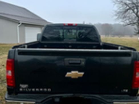 Used 2009 Chevrolet Silverado 1500 LTZ w/ Safety Package AWD/4WD image 16