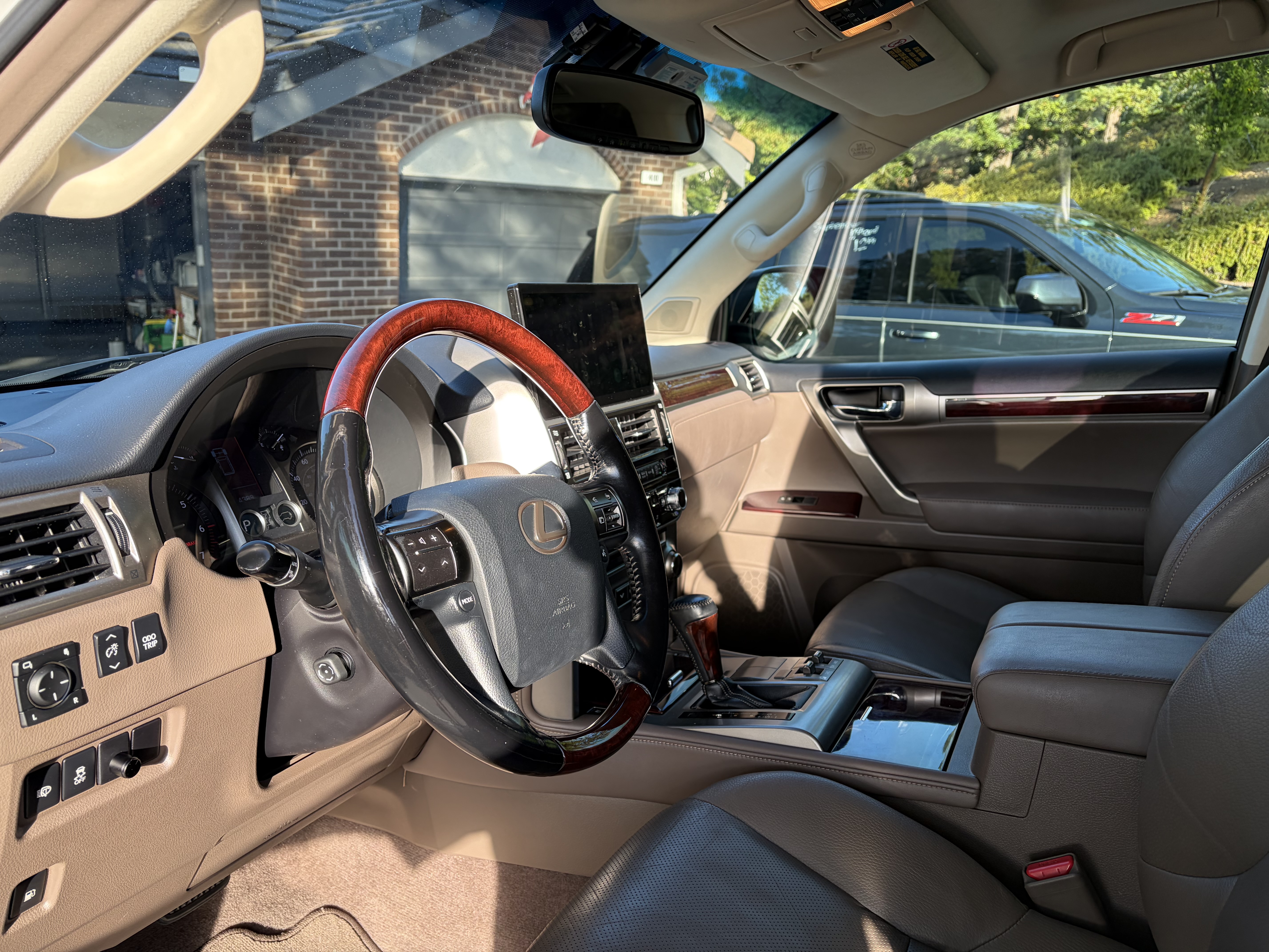 Used 2018 Lexus GX 460 Premium AWD/4WD image 10