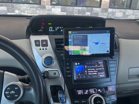 Used 2012 Toyota Prius V Five image 14