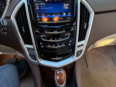 Used 2016 Cadillac SRX Premium AWD/4WD image 9